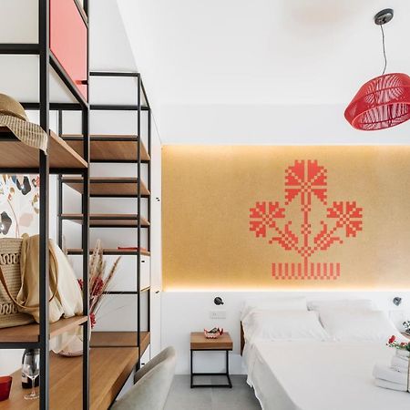 Temporas Design Rooms Кальяри Экстерьер фото