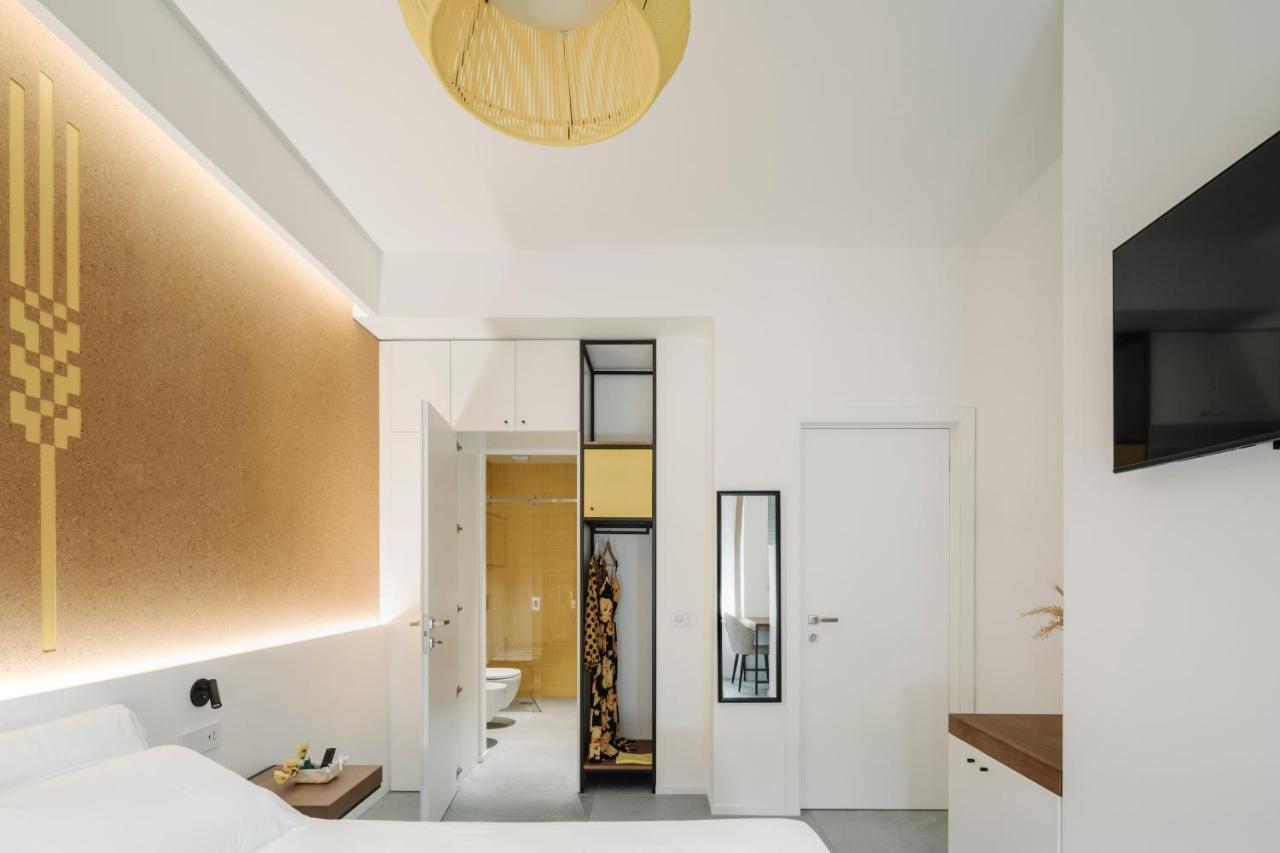 Temporas Design Rooms Кальяри Экстерьер фото