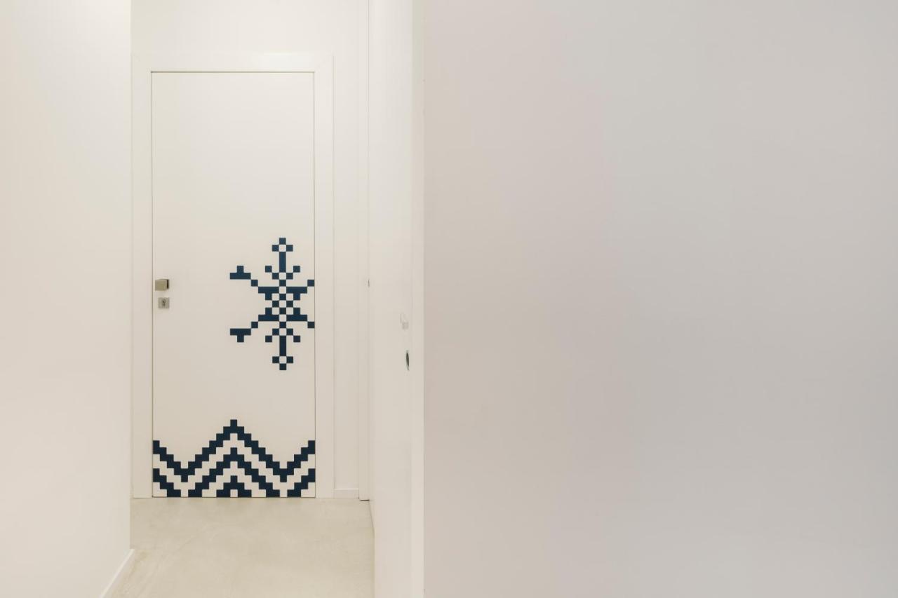 Temporas Design Rooms Кальяри Экстерьер фото
